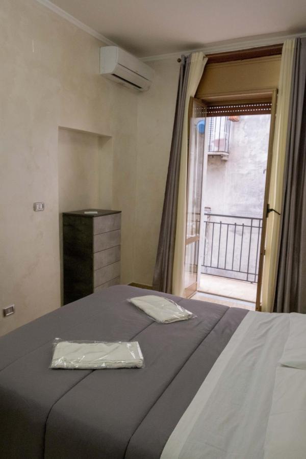 Casa Vacanza Russo Enzo Napoli Dış mekan fotoğraf